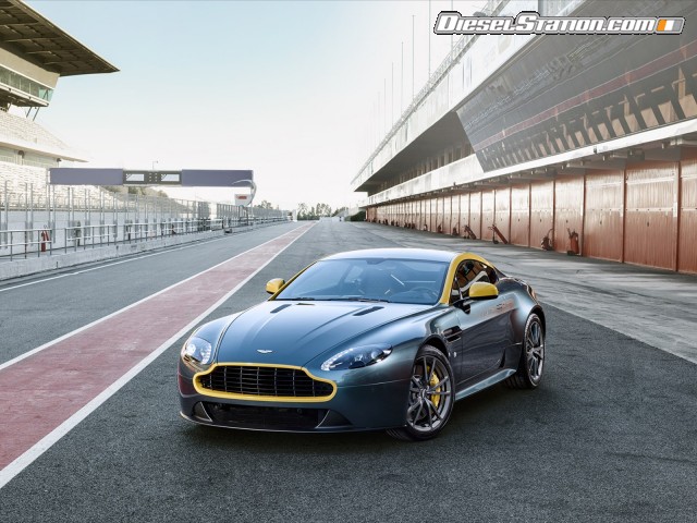 Aston Martin V8 Vantage N430 2015 Picture #1 Aston Martin V8 Vantage N430 2015 Picture #1